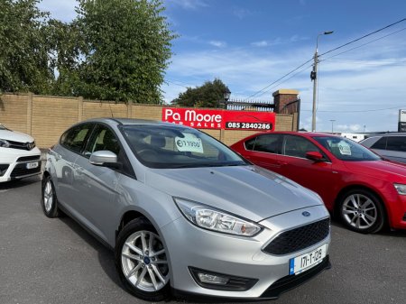 2017 Ford Focus - photo 2