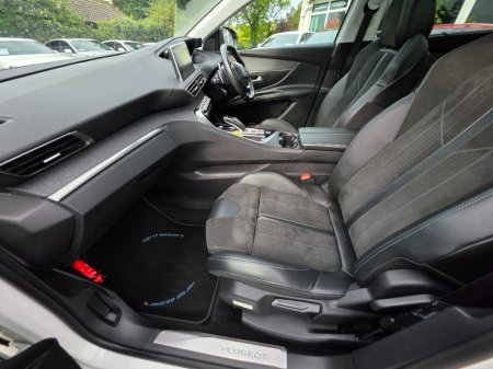 2020 Peugeot 5008 - photo 18