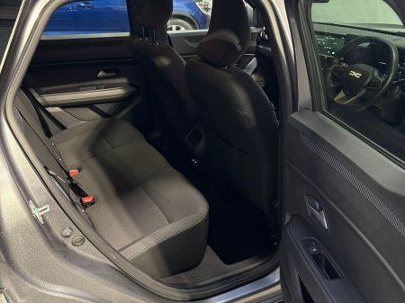 2026 Dacia Duster - photo 8