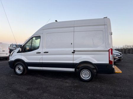 2018 Ford Transit - photo 2