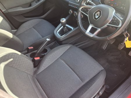 2020 Renault Clio - photo 16