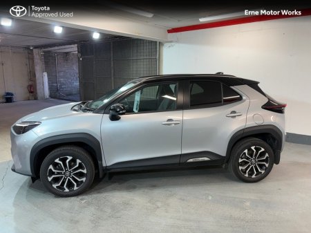 2024 Toyota Yaris Cross - photo 2