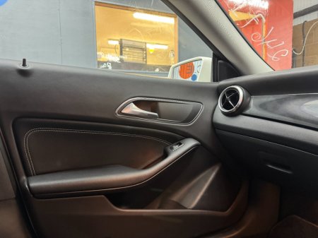 2017 Mercedes-Benz CLA - photo 14