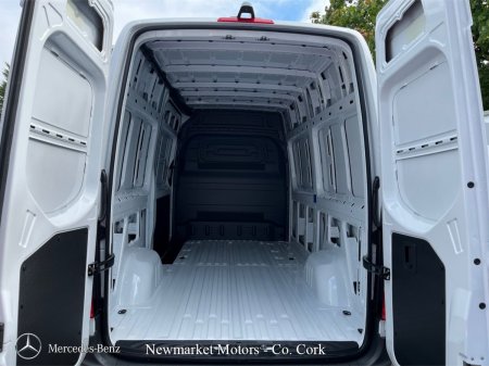 2027 Mercedes-Benz Sprinter - photo 19