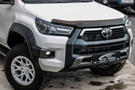 2024 Toyota Hilux - photo 5