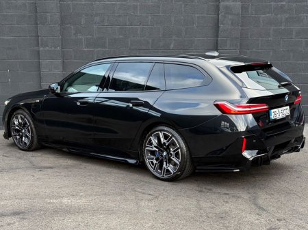 2026 BMW 5-Series - photo 4