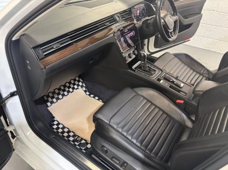 2018 Volkswagen Passat - photo 17