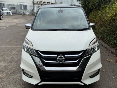 2017 Nissan Serena - photo 2