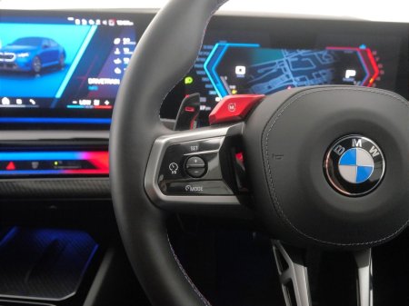 2025 BMW M5 - photo 17
