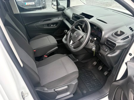 2019 Vauxhall Combo - photo 8