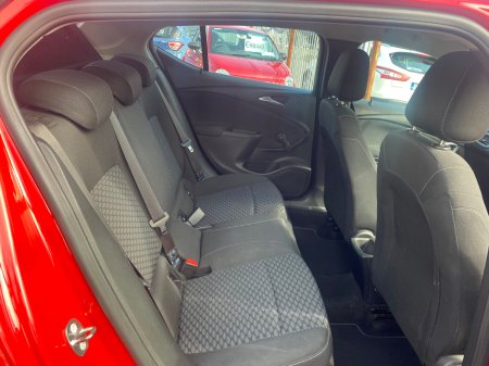 2018 Opel Astra - photo 11