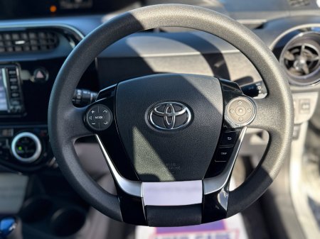 2017 Toyota Aqua - photo 22