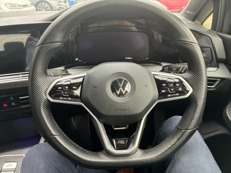 2021 Volkswagen Golf - photo 15