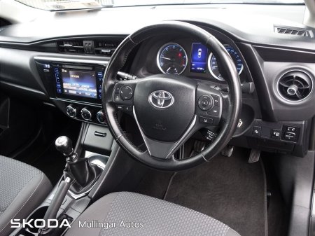 2018 Toyota Corolla - photo 8