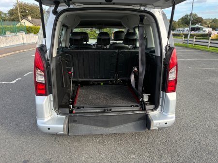 2019 Peugeot Partner - photo 7