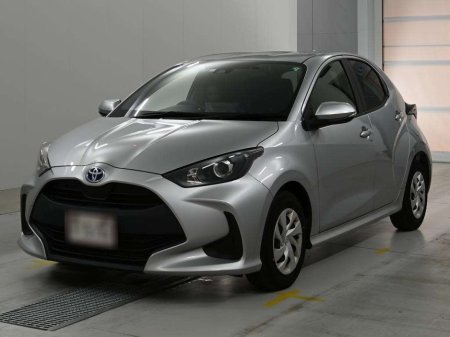 2023 Toyota Yaris X HYBRID AUTOMATIC 1.5 PETROL //LOW MILES//REVERSE CAMERA//ADAPTIVE CRUISE CONTROL//KEYLESS ENTRY//