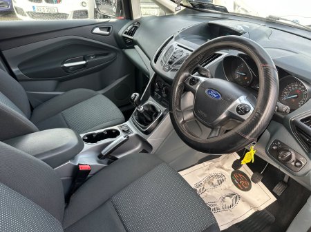 2014 Ford Grand C-Max - photo 28
