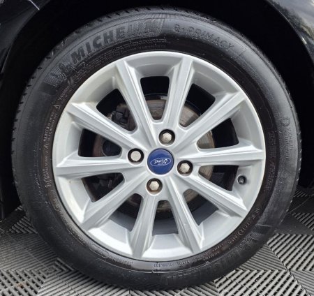 2019 Ford Fiesta - photo 9