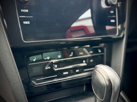 2020 Volkswagen Passat - photo 22