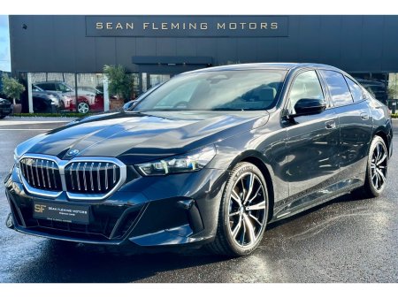 2026 BMW 5-Series - photo 7
