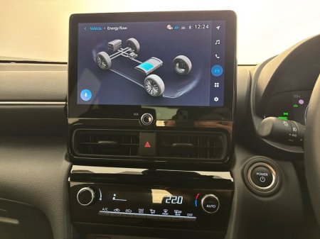 2026 Toyota Yaris Cross - photo 15