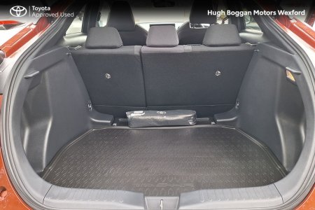2025 Toyota C-HR - photo 10