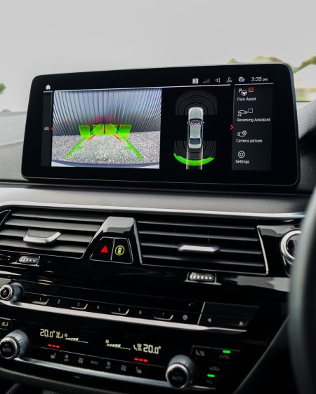 2021 BMW 5-Series - photo 11
