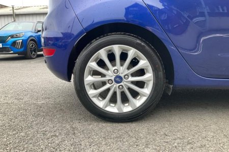 2017 Ford Fiesta - photo 8