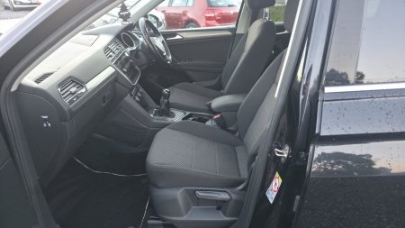 2021 Volkswagen Tiguan - photo 11