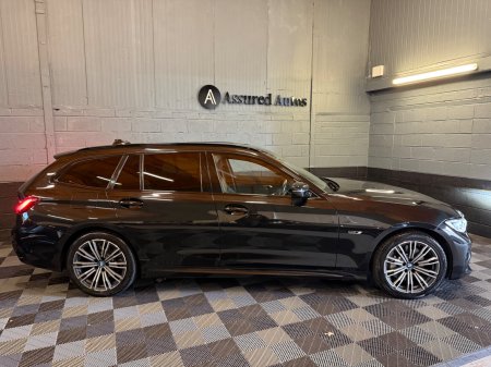 2022 BMW 3-Series - photo 2