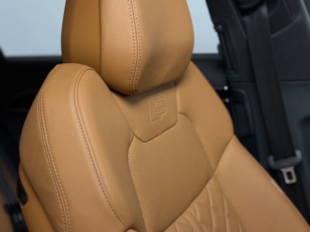 2023 Audi A8 - photo 24