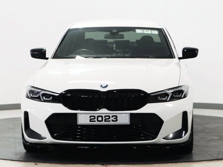 2023 BMW 3-Series - photo 10