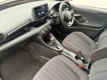 2023 Toyota Yaris - photo 10
