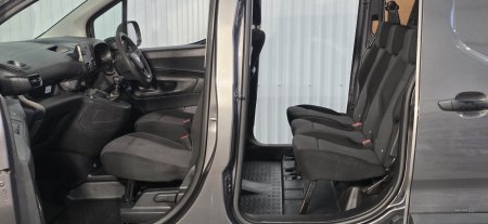 2022 Vauxhall Combo - photo 12