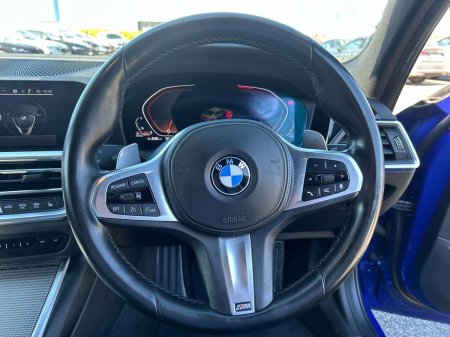2021 BMW 3-Series - photo 17