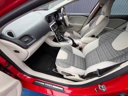 2018 Volvo V40 - photo 51