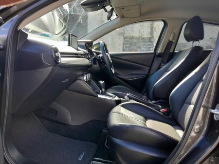 2016 Mazda Demio - photo 15