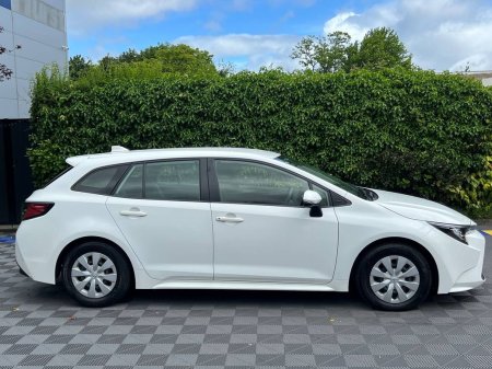 2022 Toyota Corolla - photo 2