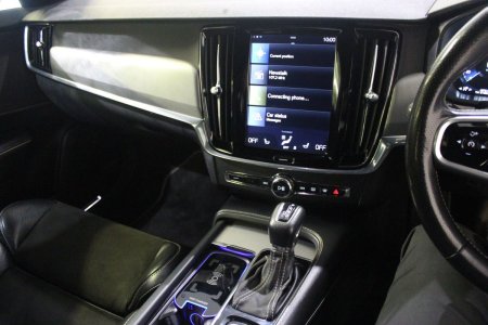 2019 Volvo S90 - photo 16
