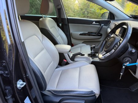 2020 Kia Sportage - photo 14