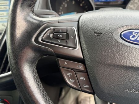 2017 Ford Focus - photo 12