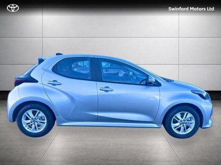 2026 Toyota Yaris - photo 3