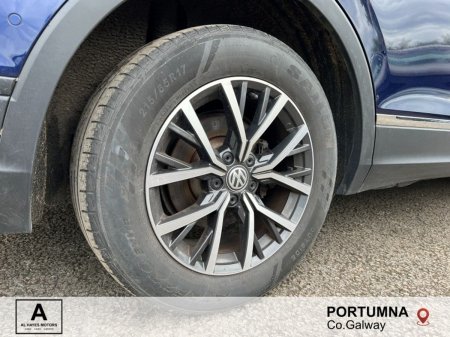 2020 Volkswagen Tiguan - photo 8