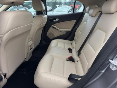 2015 Mercedes-Benz GLA - photo 12