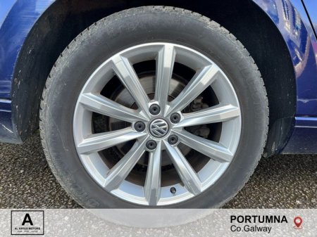 2019 Volkswagen Passat - photo 8