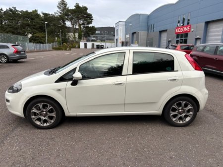 2018 Fiat Punto - photo 4