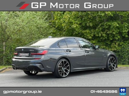 2022 BMW 3-Series - photo 12