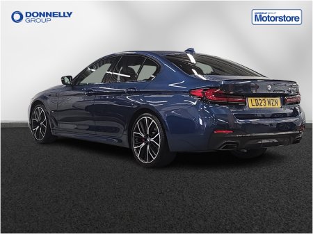2023 BMW 5-Series - photo 2