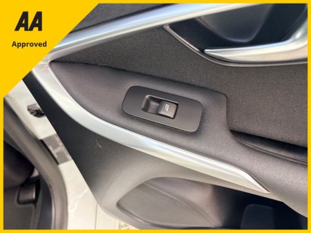 2015 Volvo V40 - photo 28