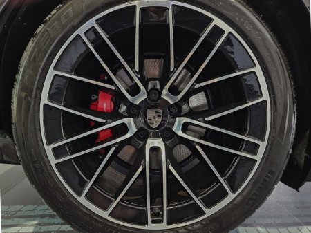 2026 Porsche Cayenne - photo 11